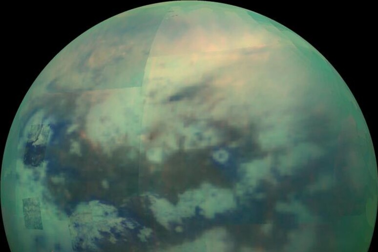 Immagine di Titano catturata dalla sonda Cassini della Nasa nel 2015 (fonte:&nbsp;NASA/JPL/University of Arizona/University of Idaho) - RIPRODUZIONE RISERVATA