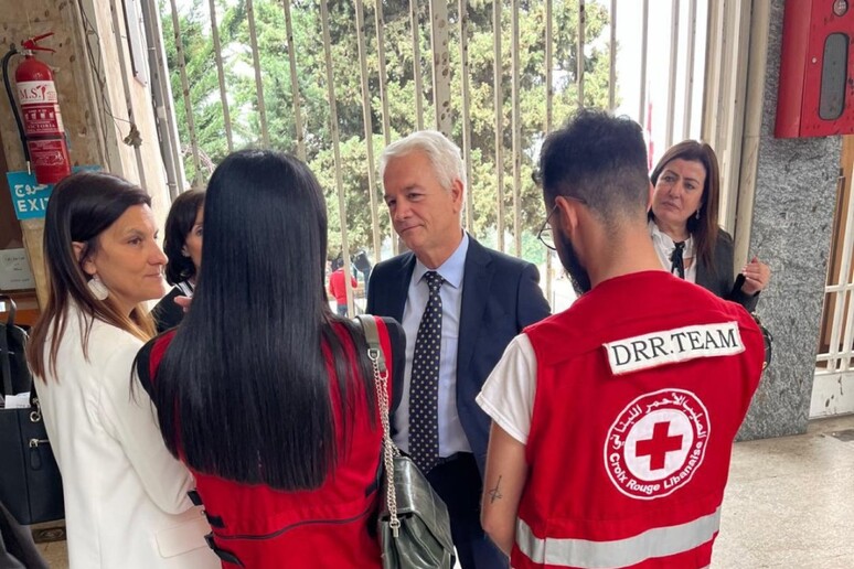 - RIPRODUZIONE RISERVATA