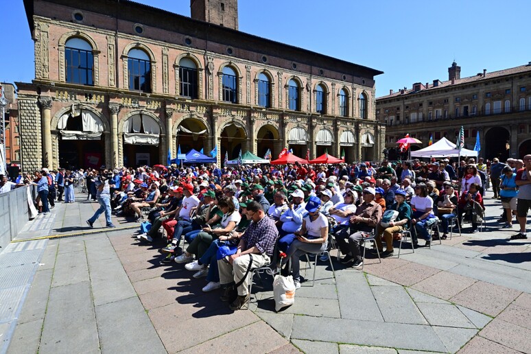- RIPRODUZIONE RISERVATA