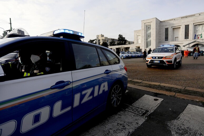 - RIPRODUZIONE RISERVATA