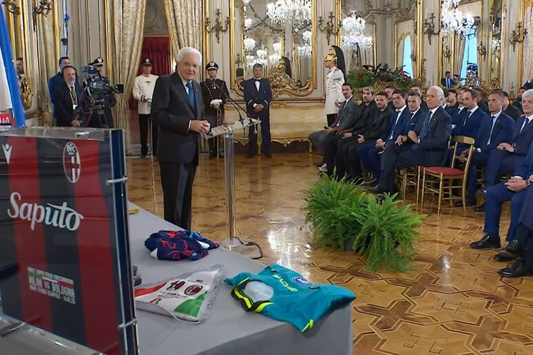 - RIPRODUZIONE RISERVATA