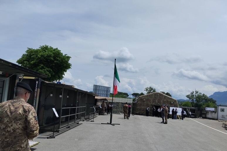 - RIPRODUZIONE RISERVATA