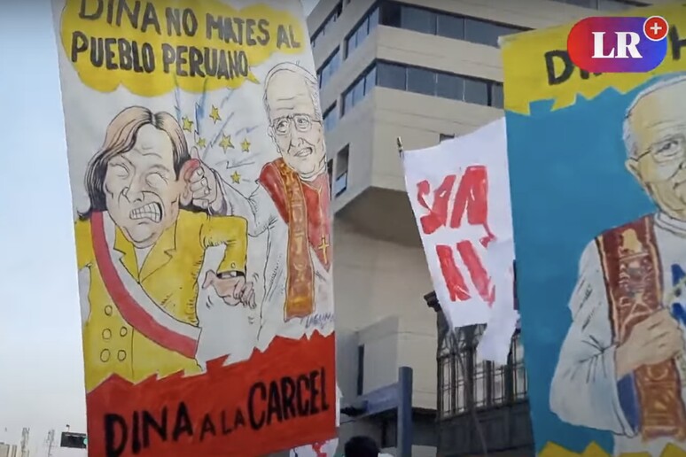 - RIPRODUZIONE RISERVATA