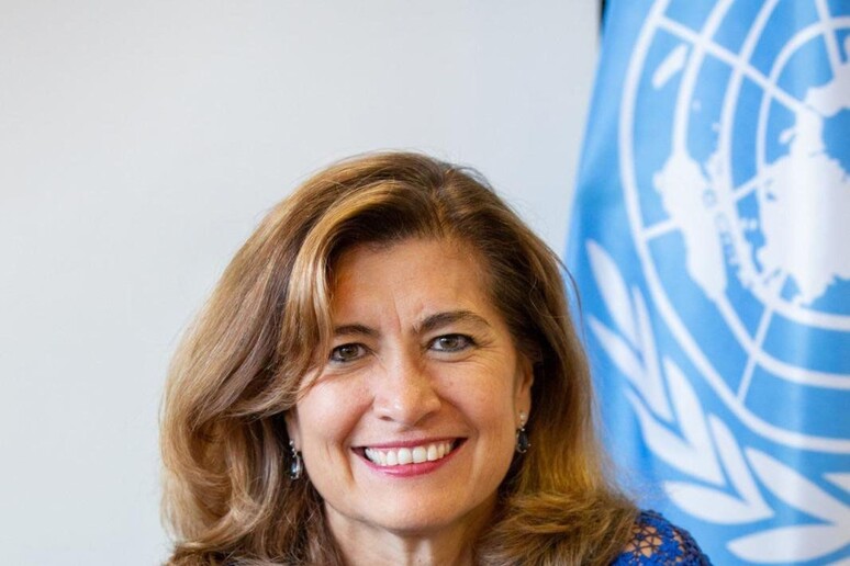 - RIPRODUZIONE RISERVATA