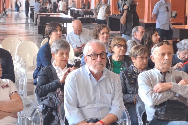 - RIPRODUZIONE RISERVATA