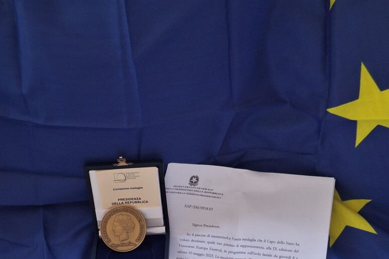 Medaglia di Mattarella al Ventotene Europa Festival - RIPRODUZIONE RISERVATA