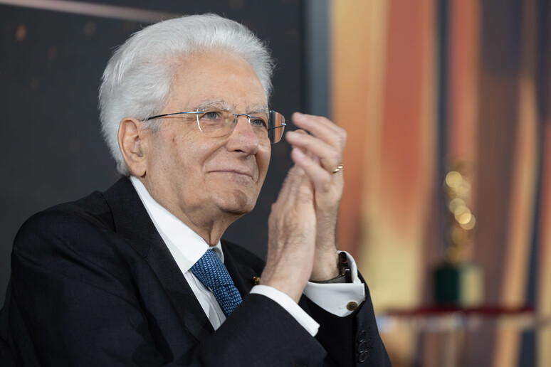 - RIPRODUZIONE RISERVATA